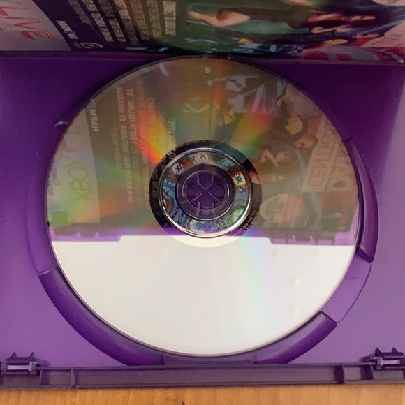 Xbox 360 Kinect dance central with case booklet excellent condition used game - Picture 4 of 4